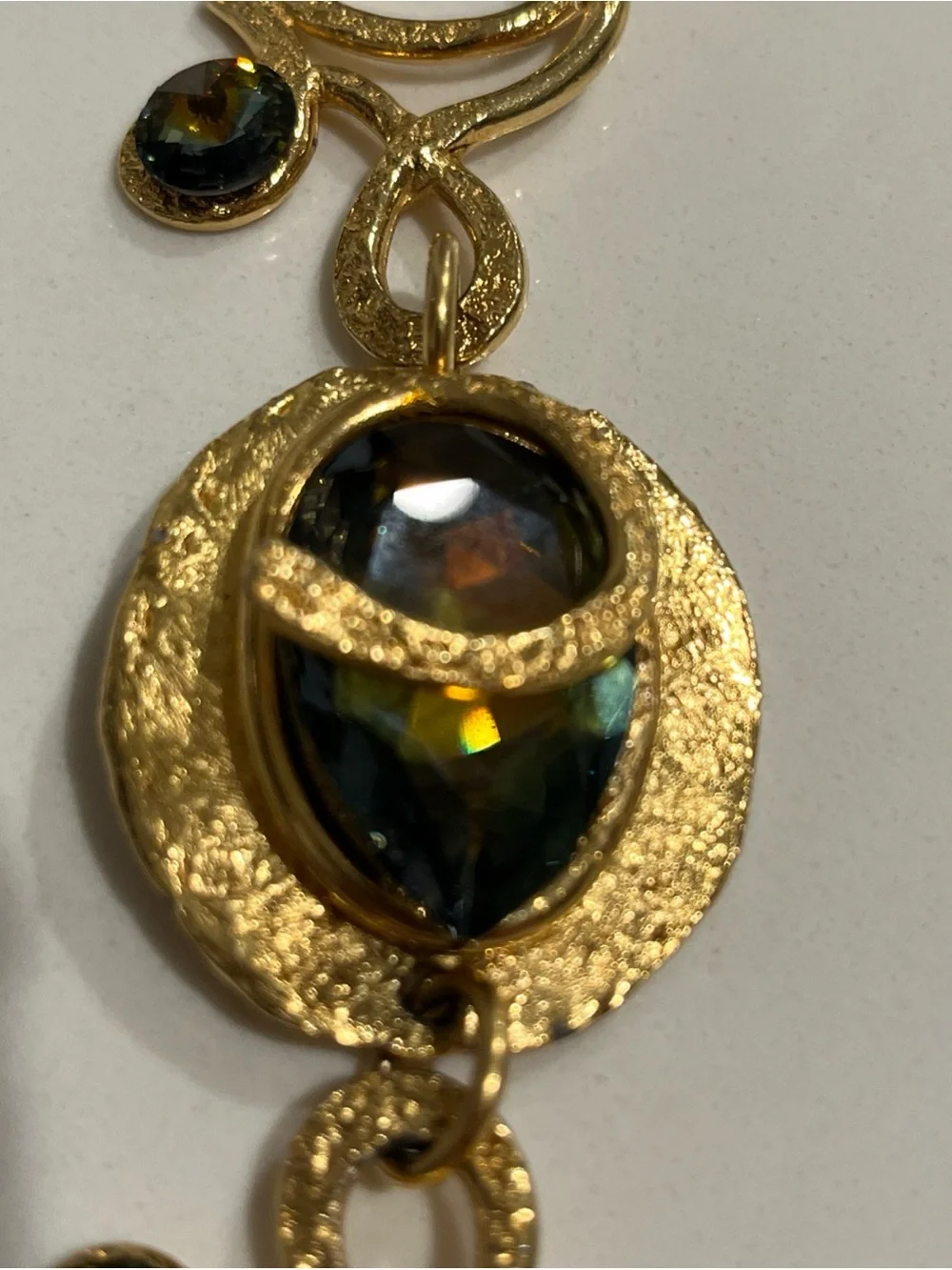 Gold Tone Crystal Chain 43 Inch Long Belt Stunning. Vintage